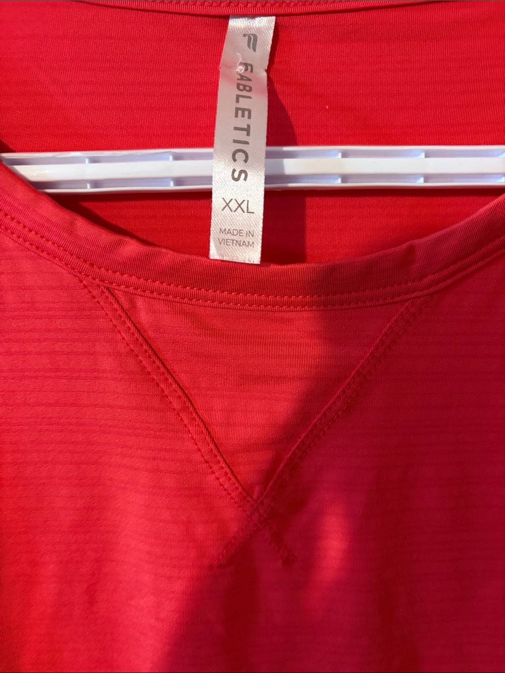 Fabletics Red Sleeveless Performance Tank - Picture 2 of 3